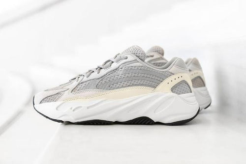 Adidas Yeezy Boost 700 V2